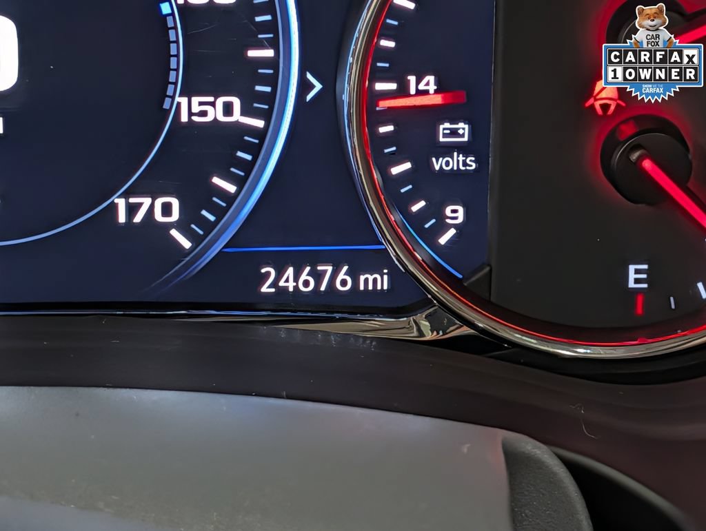 Used 2023 GMC Terrain Denali w/ Denali Premium Package AWD/4WD image 17