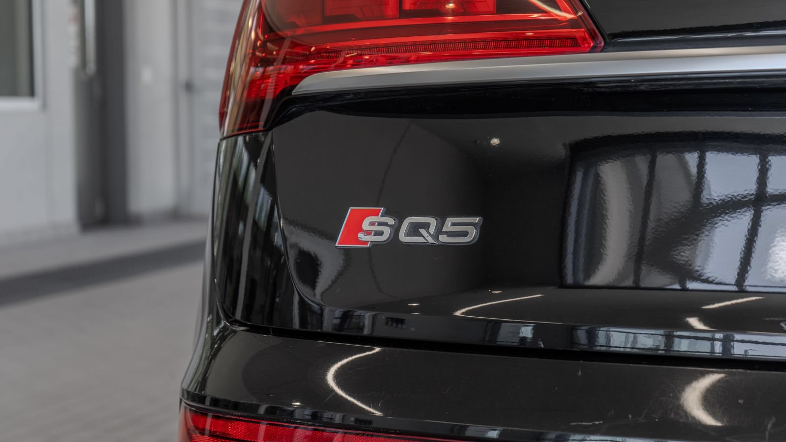 Used 2021 Audi SQ5 Prestige w/ Prestige Package AWD/4WD image 22