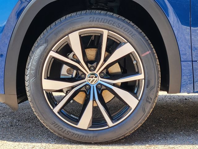 New 2026 Volkswagen Atlas SEL Premium R-Line AWD/4WD image 9
