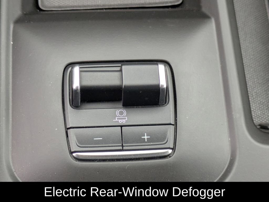 Used 2025 GMC Sierra 3500 AT4 w/ Technology Package image 15