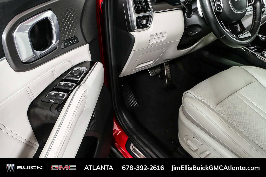 Used 2023 Kia Sorento SX Prestige image 8