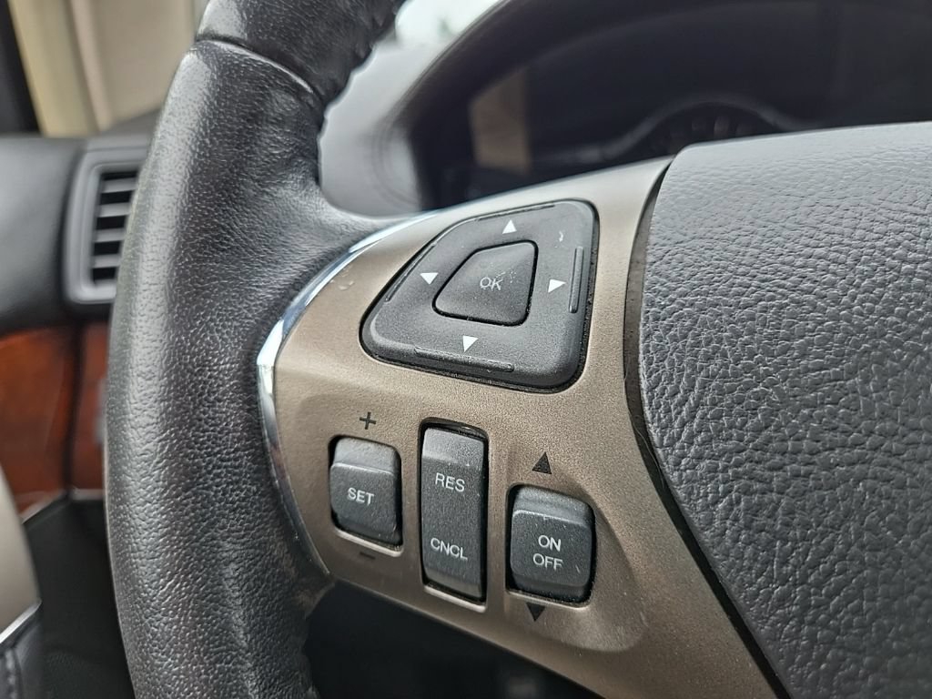Used 2014 Lincoln MKX AWD w/ Equipment Group 102A image 18