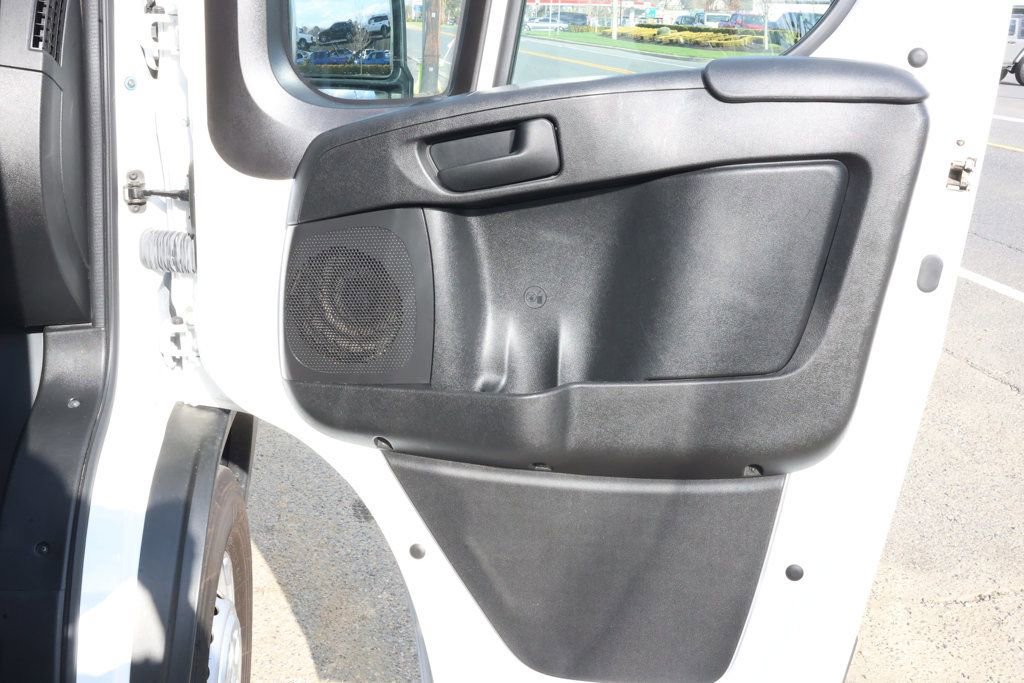 Used 2024 RAM ProMaster 2500 w/ Convenience Group FWD image 30
