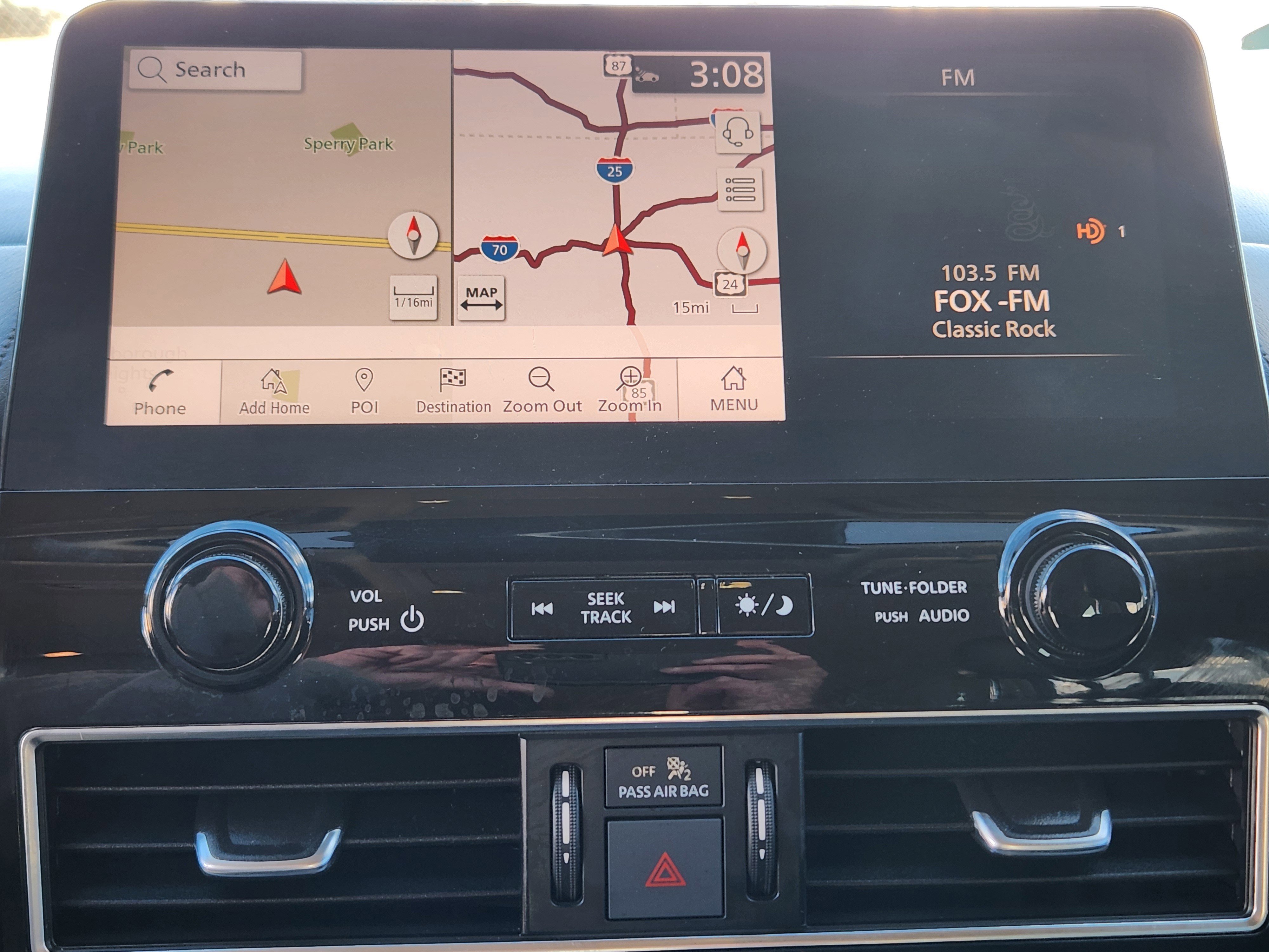 Used 2023 Nissan Armada SV image 13