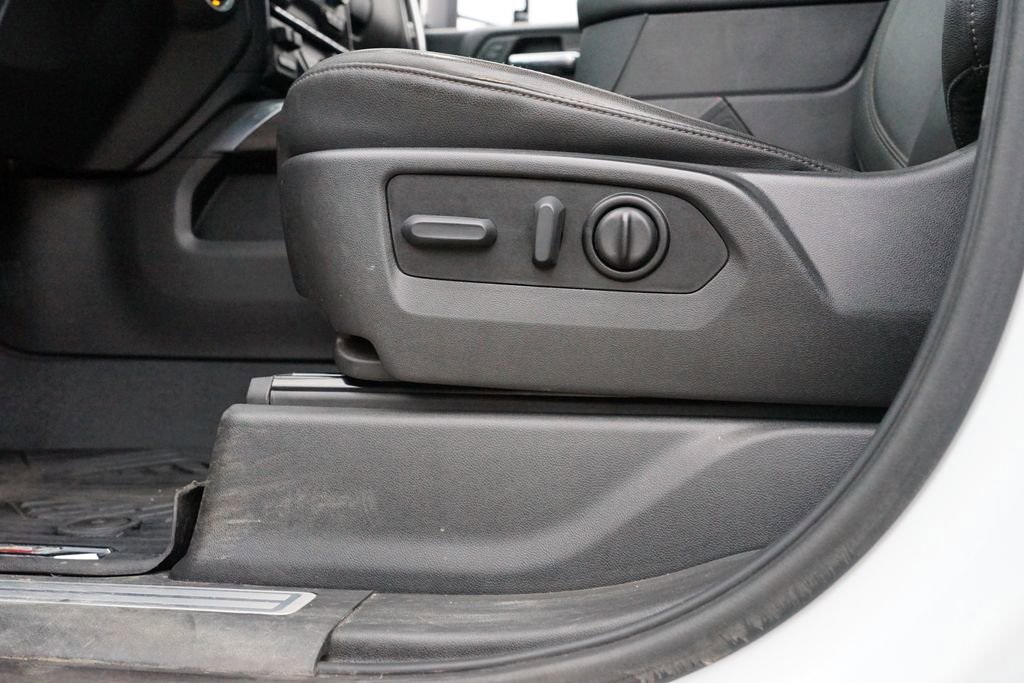 Used 2022 Chevrolet Silverado 3500 LTZ image 16