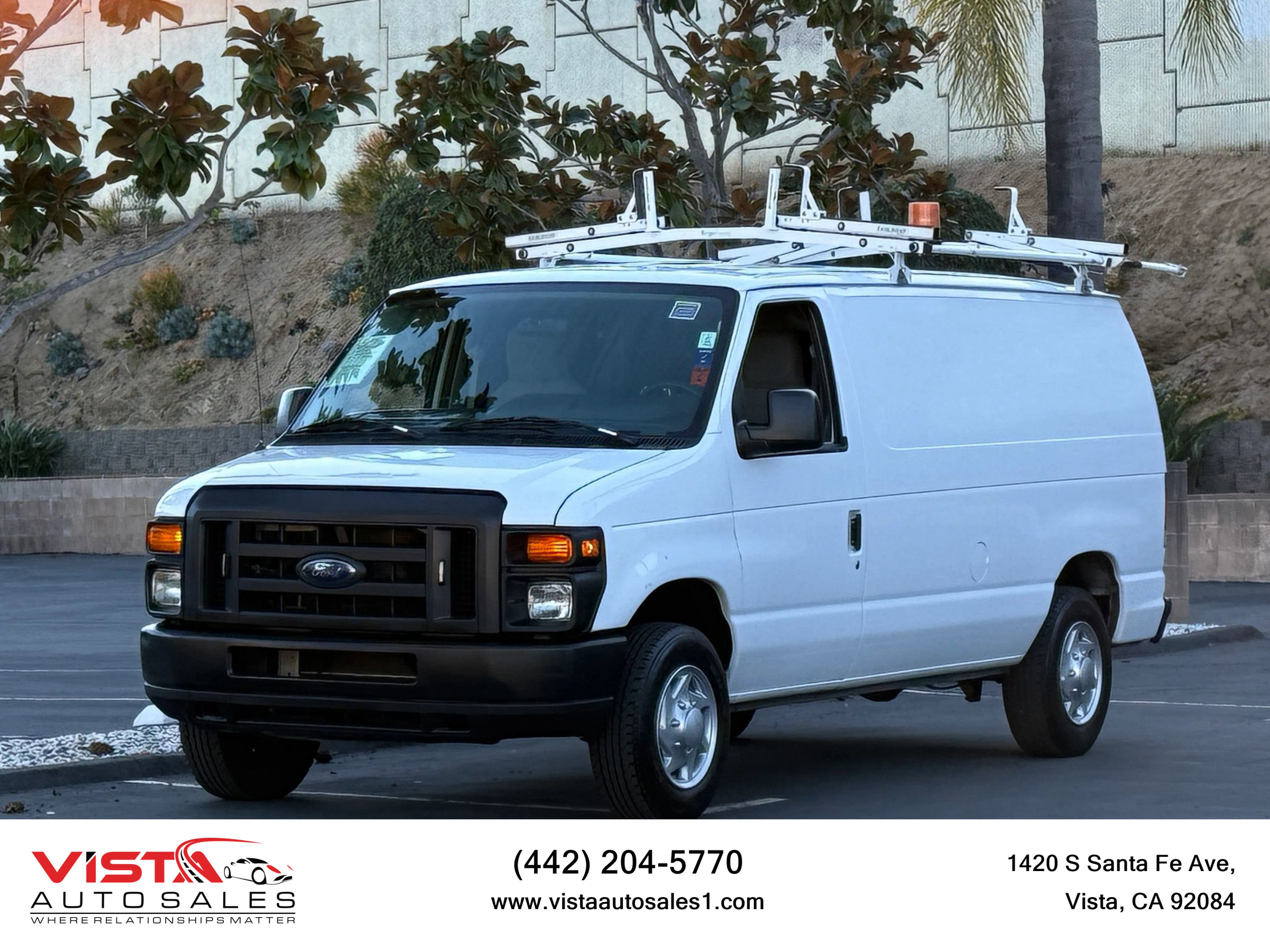 Used 2014 Ford E-150 and Econoline 150 w/ Power Group image 1