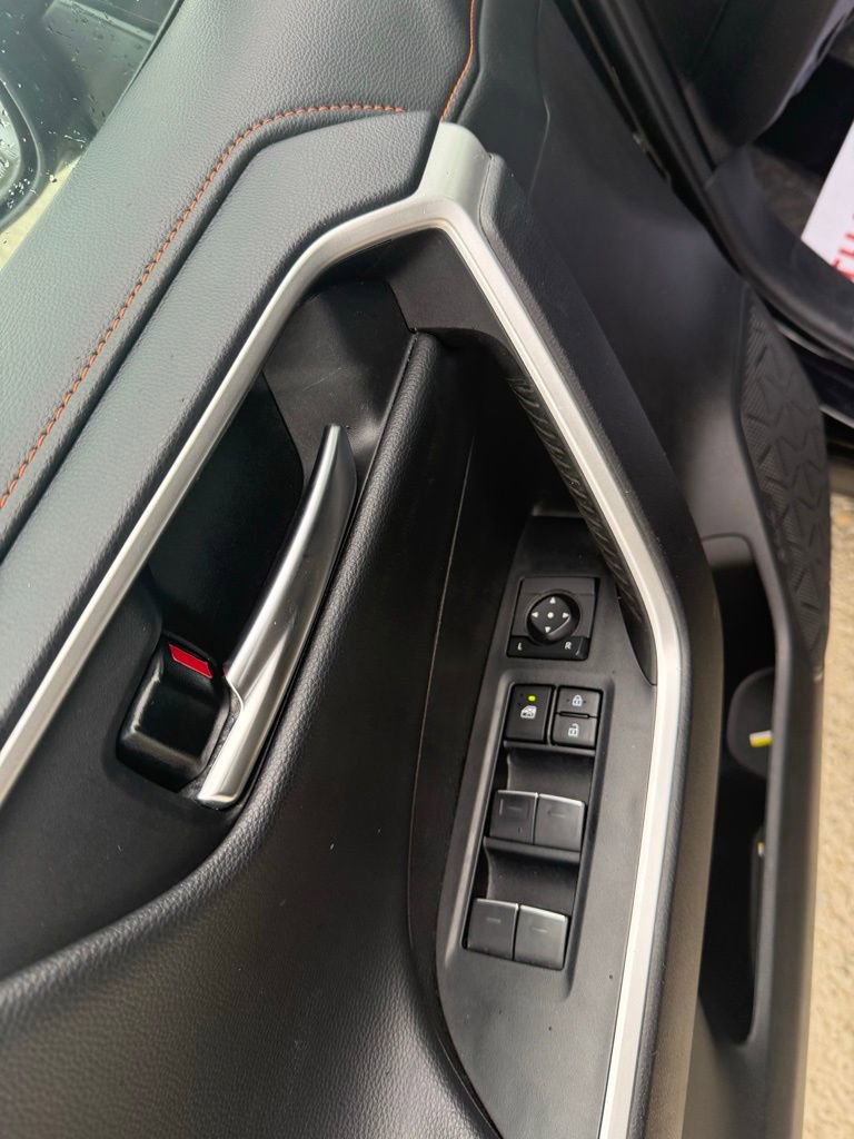 Used 2024 Toyota RAV4 Adventure image 25