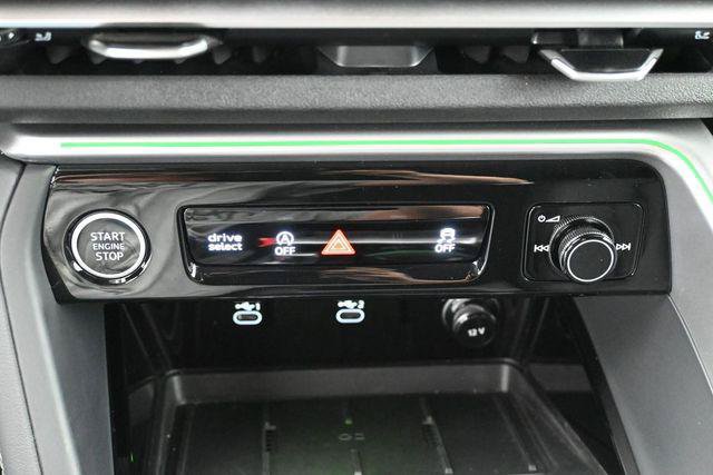 Certified 2025 Audi Q5 Premium w/ Convenience Package AWD/4WD image 22
