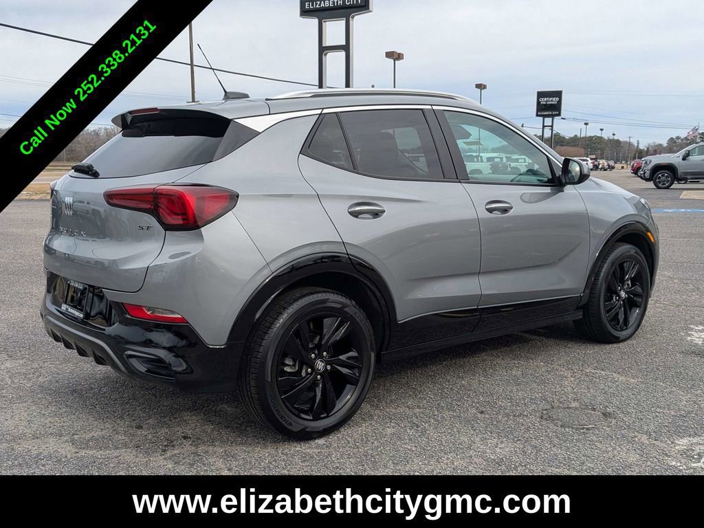 Used 2024 Buick Encore GX Sport Touring image 4