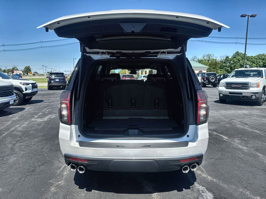 Used 2024 Chevrolet Tahoe High Country AWD/4WD image 25