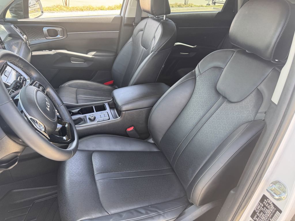 Used 2023 Kia Sorento S FWD image 24