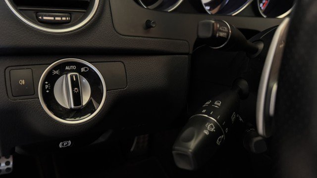 Used 2012 Mercedes-Benz C 63 AMG Sedan image 15