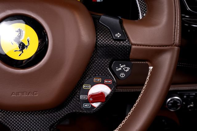 Used 2018 Ferrari 488 Spider RWD image 38