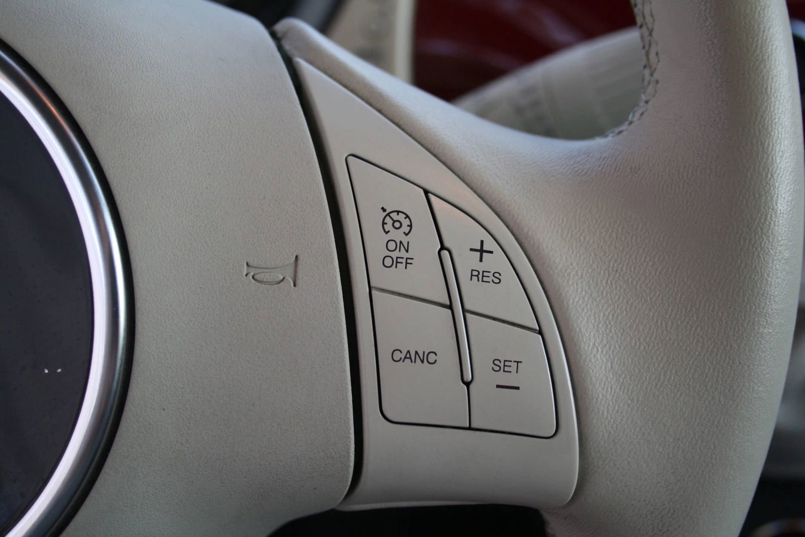 Used 2014 FIAT 500 Pop image 19