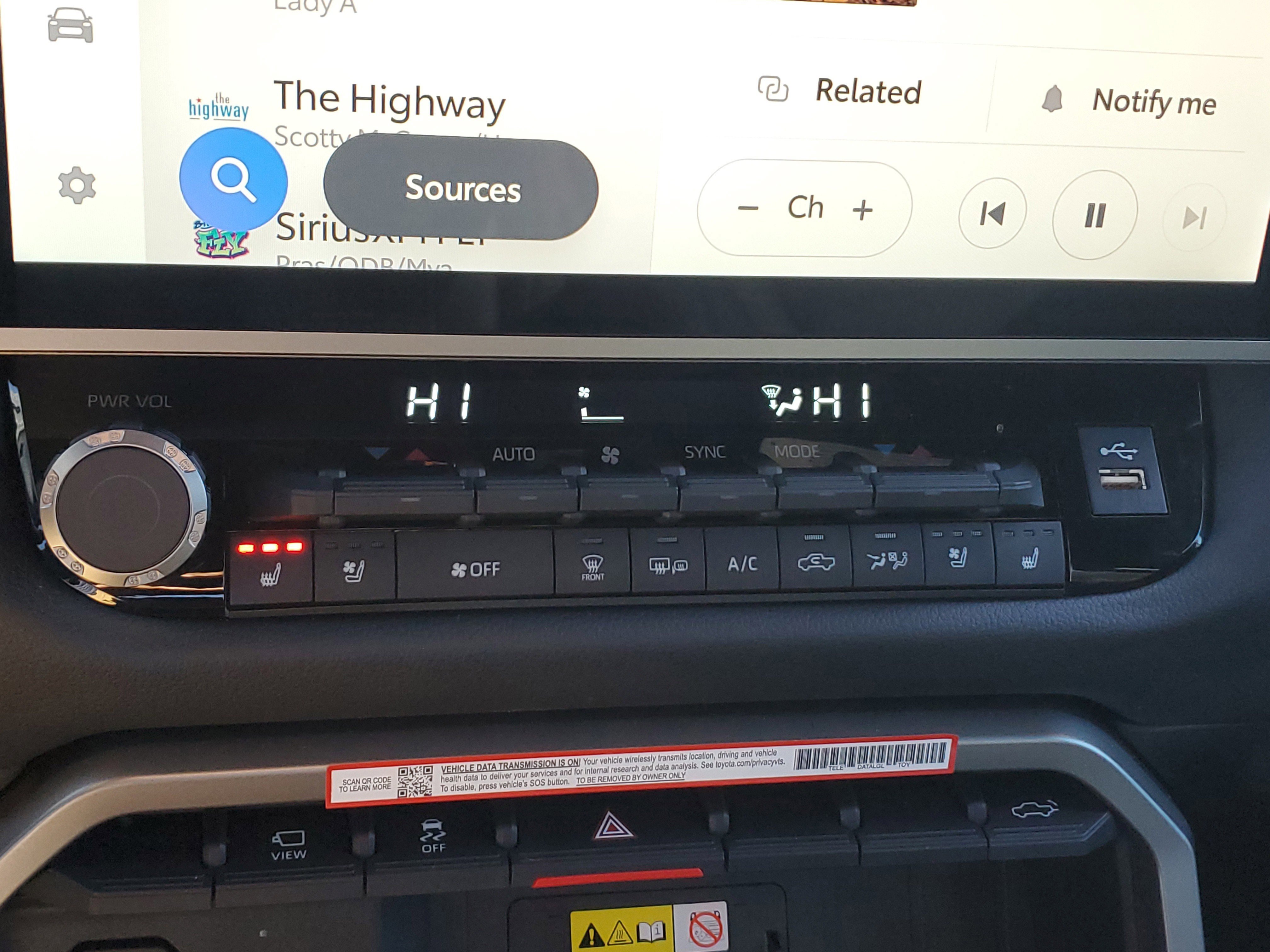 Certified 2025 Toyota Tundra Limited image 28