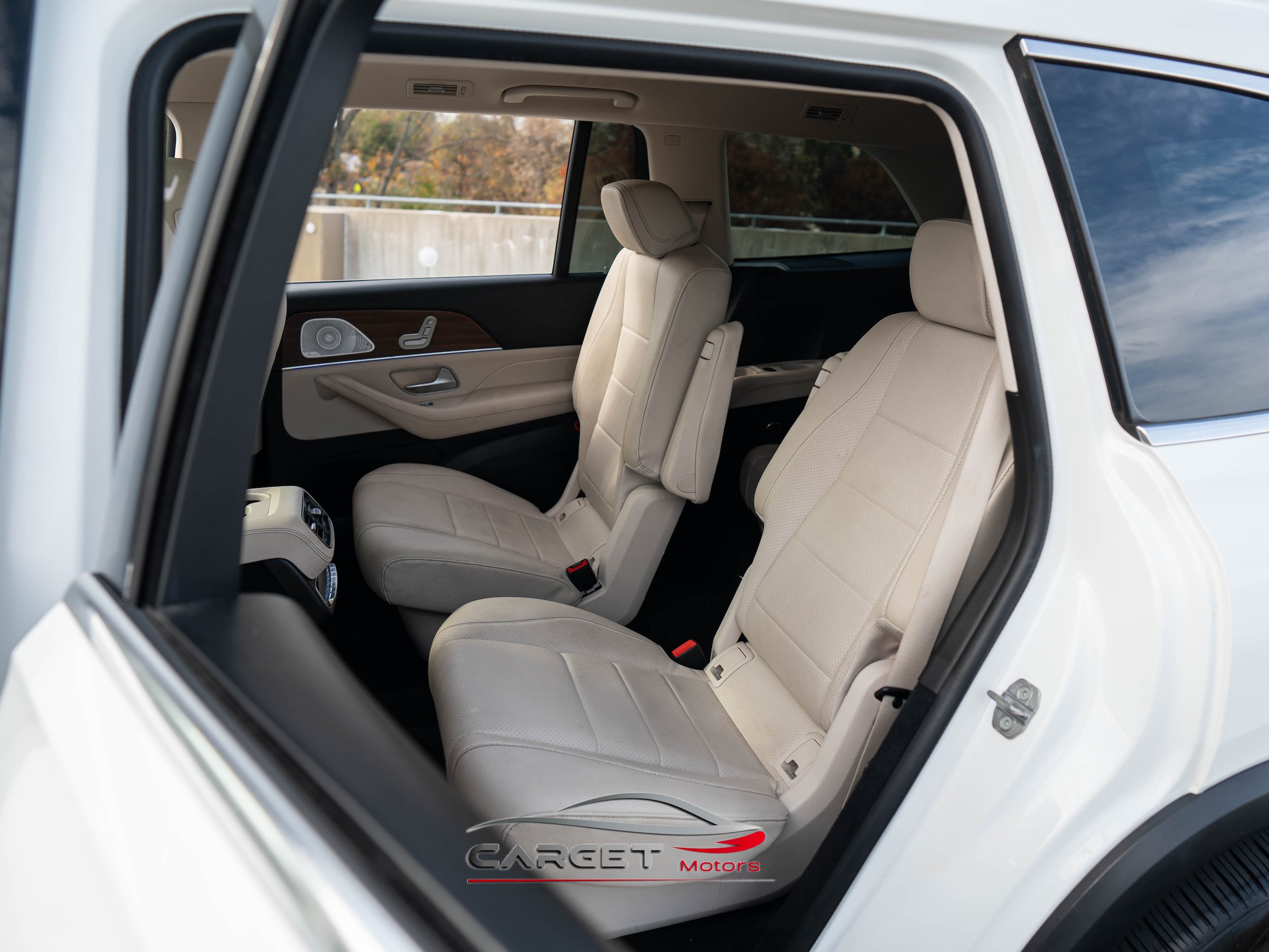 Used 2021 Mercedes-Benz GLS 450 4MATIC image 21
