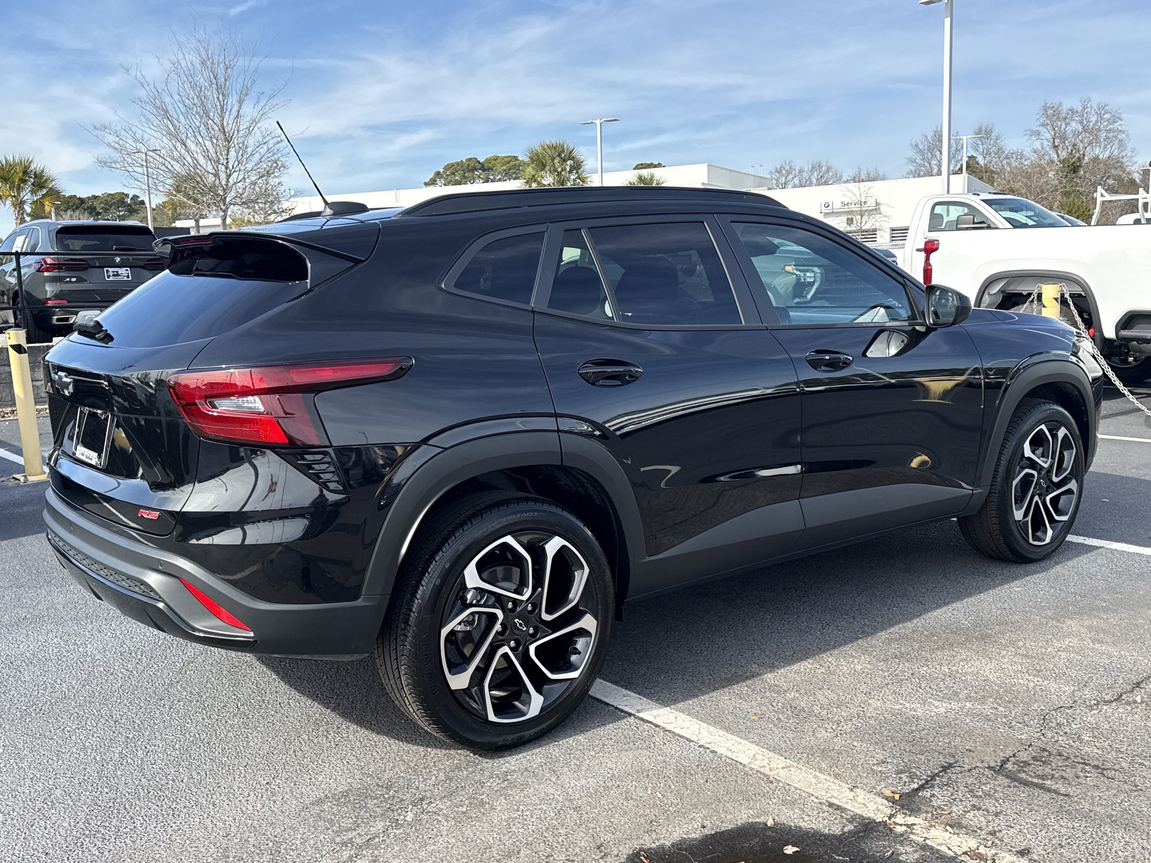 Certified 2025 Chevrolet Trax RS w/ Driver Confidence Package image 14