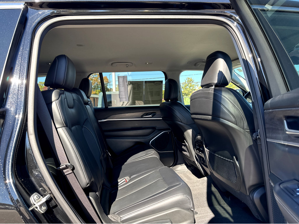 Certified 2021 Jeep Grand Cherokee L Limited image 9