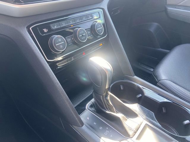 Used 2023 Volkswagen Atlas Cross Sport SE w/ Black Wheel Package image 25