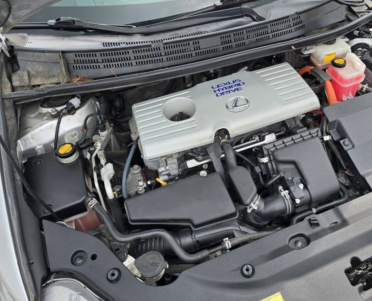 Used 2013 Lexus CT 200h w/ F Sport Pkg w/Nuluxe Trim FWD image 35