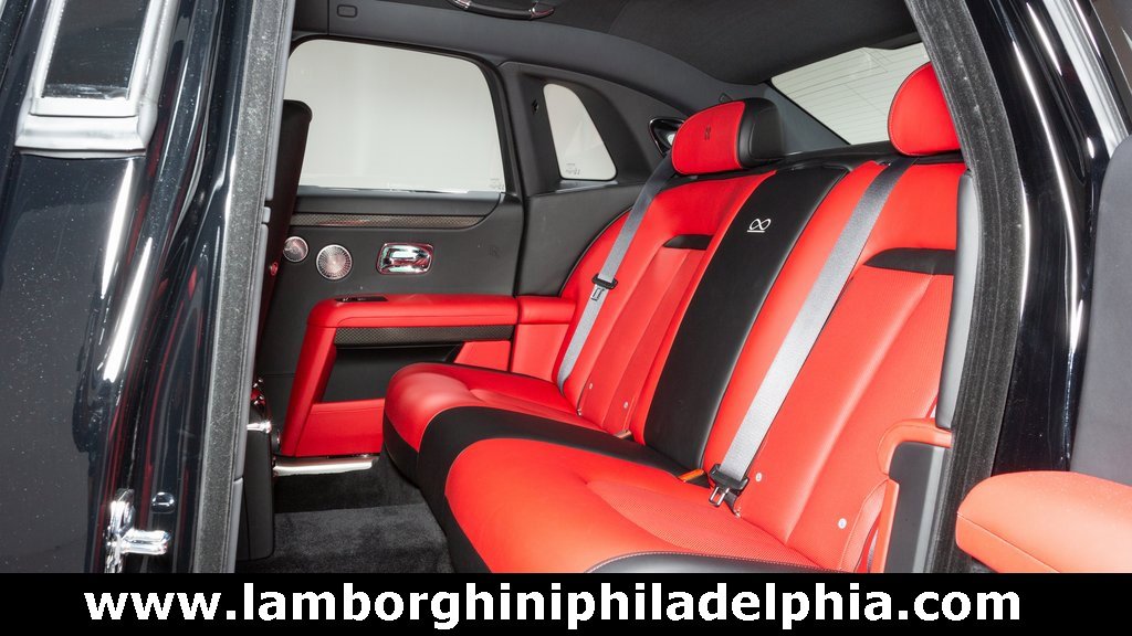 Used 2023 Rolls-Royce Ghost Black Badge w/ Black Badge Ghost Package image 31