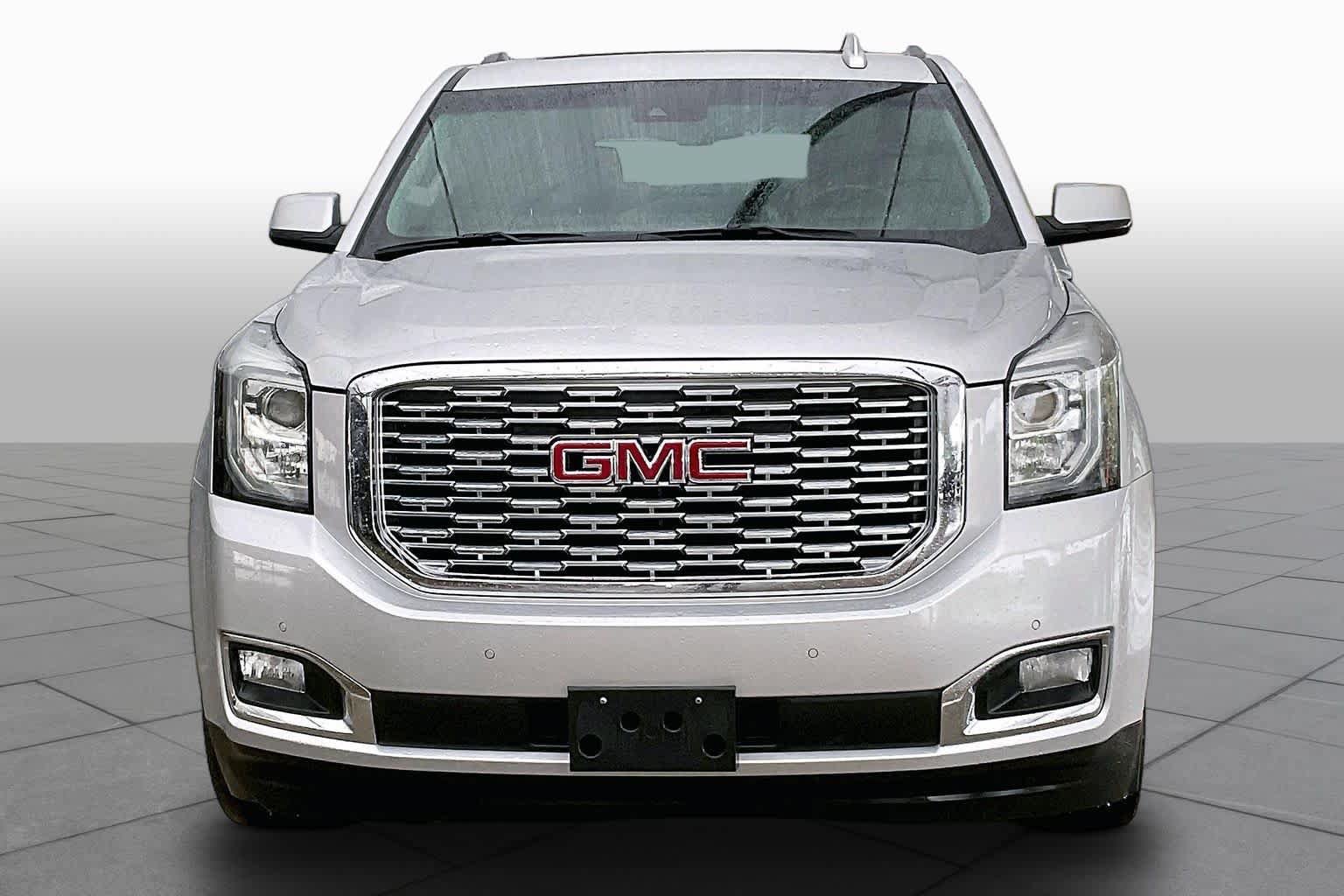 Used 2020 GMC Yukon Denali w/ Denali Ultimate Package RWD image 5