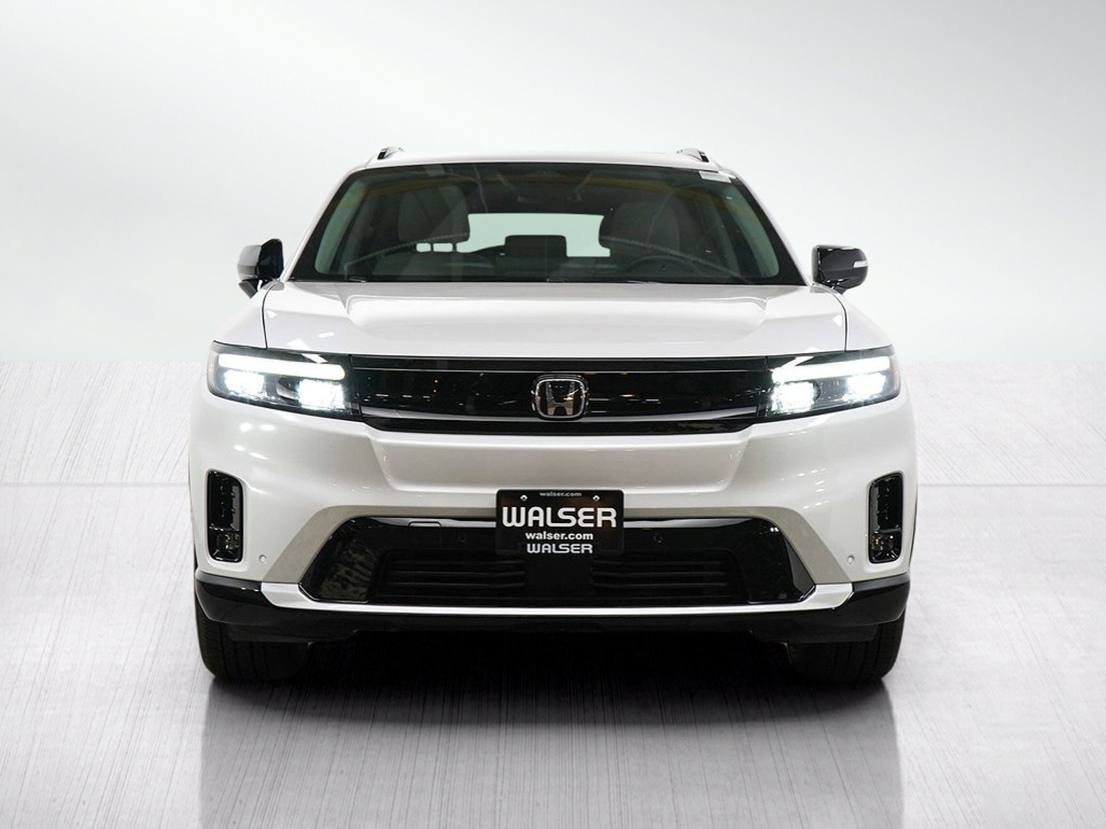 Used 2025 Honda Prologue Touring image 8
