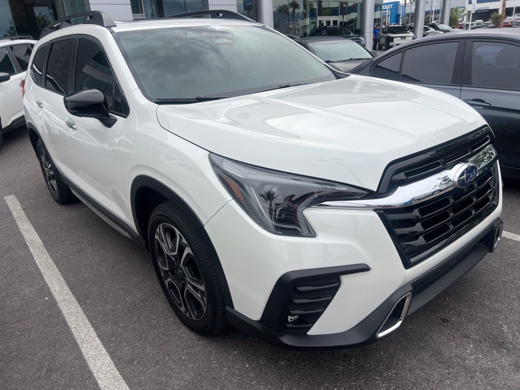Used 2024 Subaru Ascent Touring AWD/4WD image 4