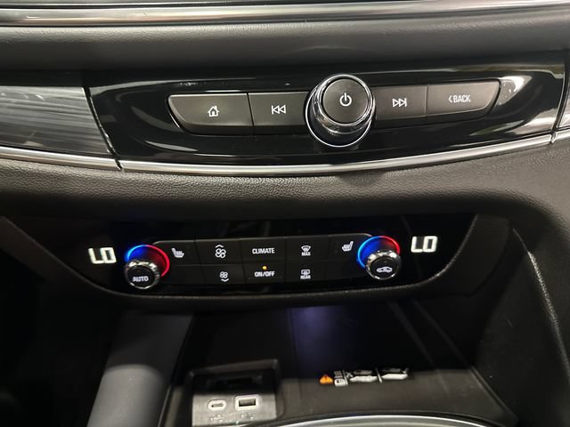 Used 2024 Buick Enclave Essence w/ Experience Buick Package AWD/4WD image 19