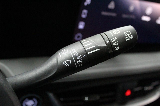 Certified 2024 Buick Encore GX Sport Touring image 24