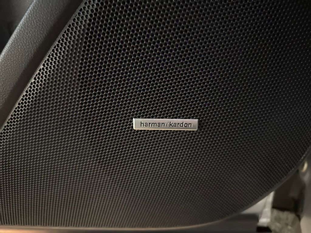 Used 2020 Subaru Forester Limited image 18