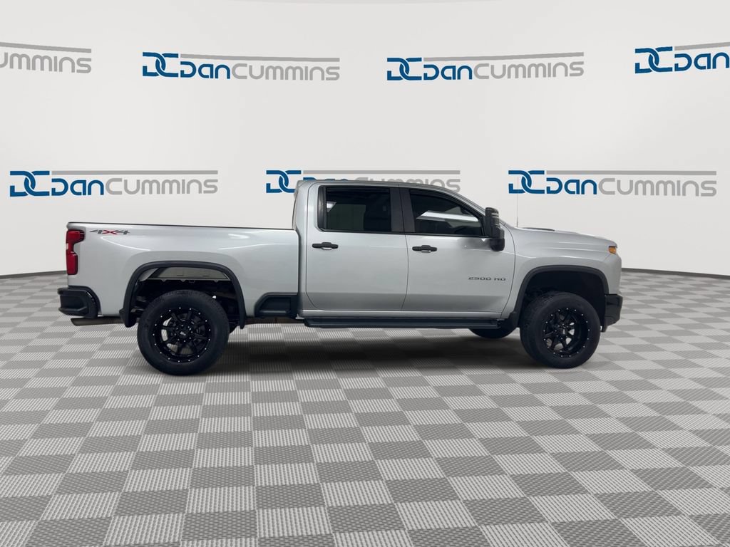 Used 2023 Chevrolet Silverado 2500 Custom w/ Custom Convenience Package AWD/4WD image 9