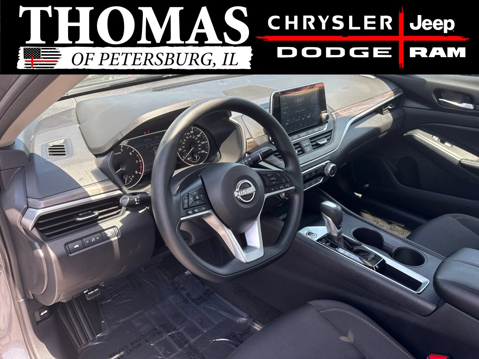 Used 2025 Nissan Altima 2.5 SV FWD image 21