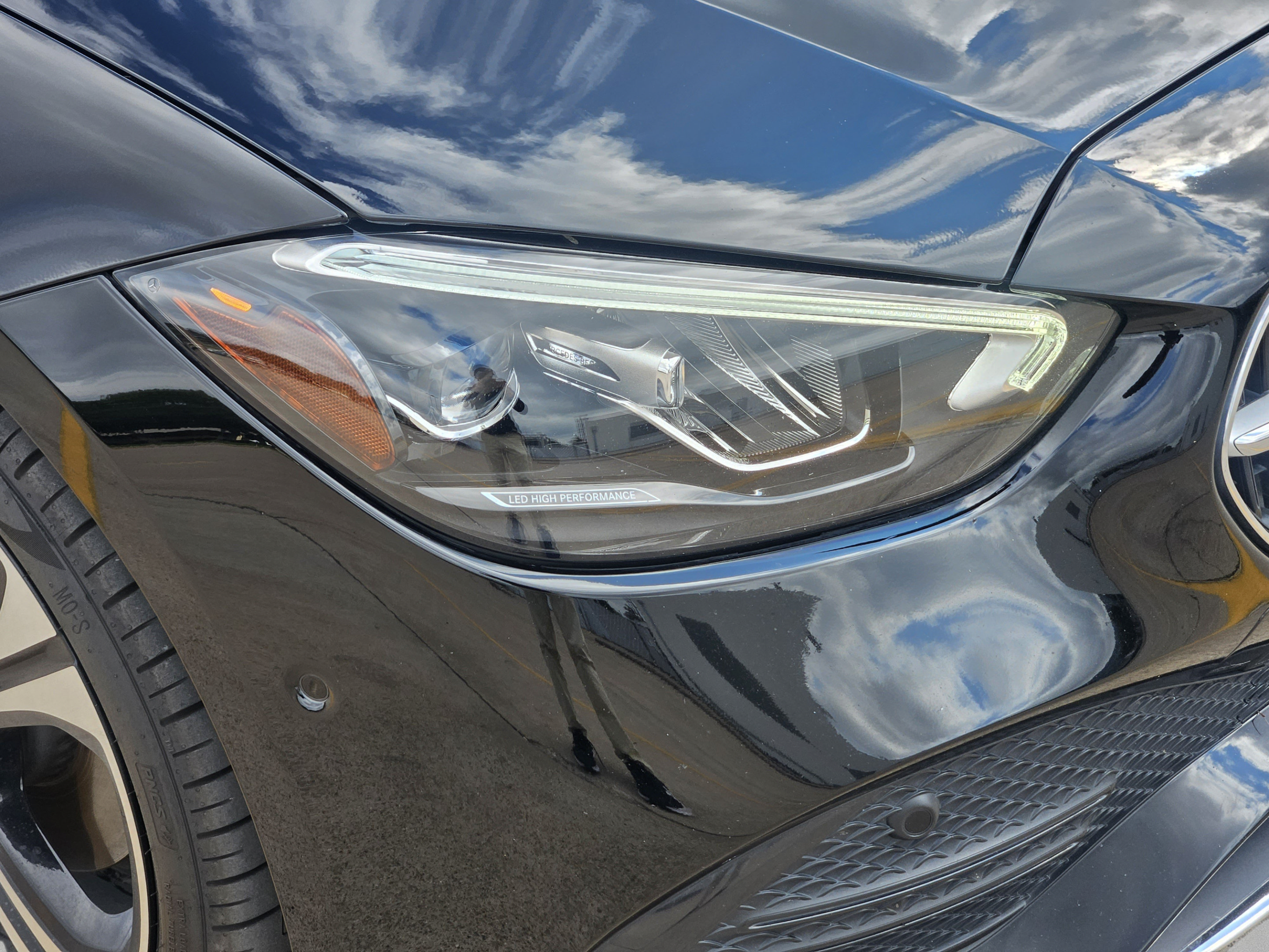 Certified 2025 Mercedes-Benz C 300 Sedan image 23