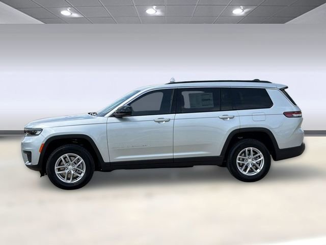 New 2026 Jeep Grand Cherokee L Laredo AWD/4WD image 2