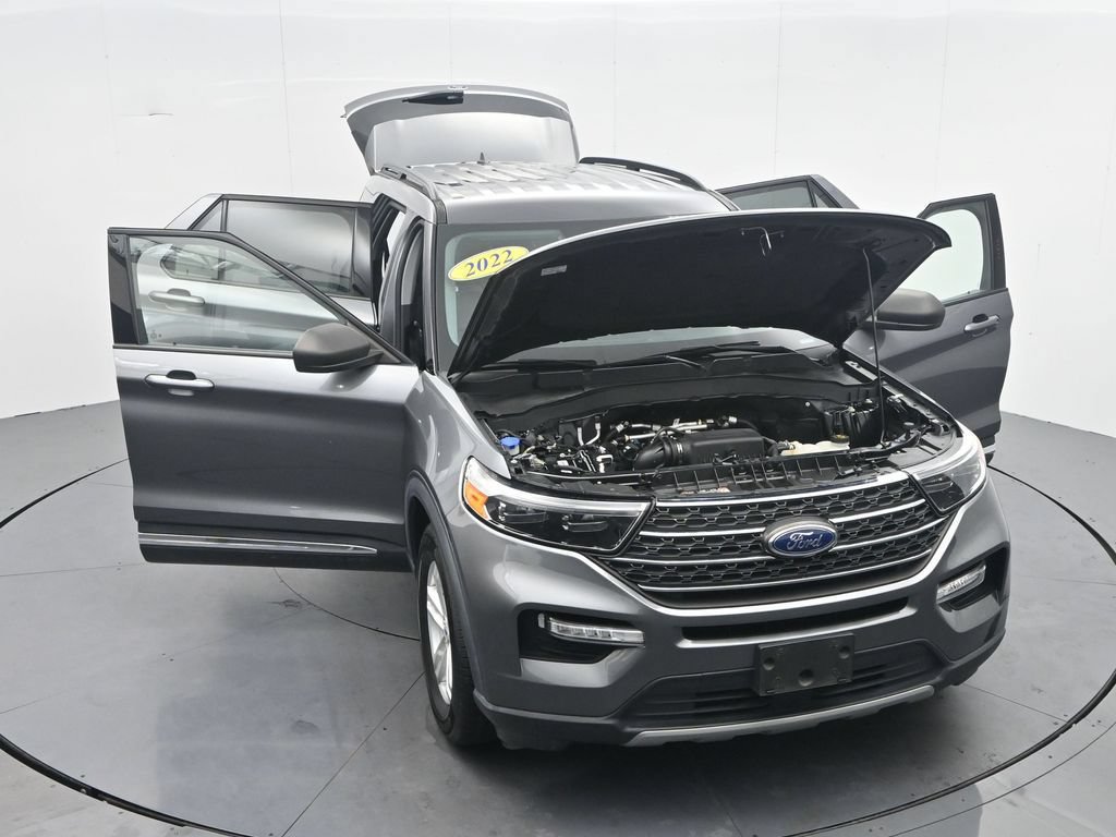 Used 2022 Ford Explorer XLT w/ Equipment Group 202A RWD image 40