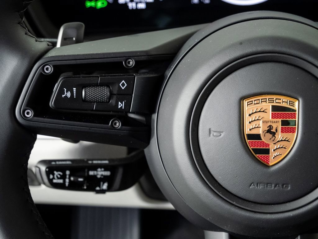 New 2026 Porsche Cayenne Base image 10