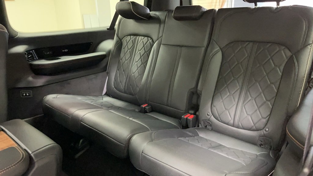 New 2024 Jeep Grand Wagoneer L Series III image 12