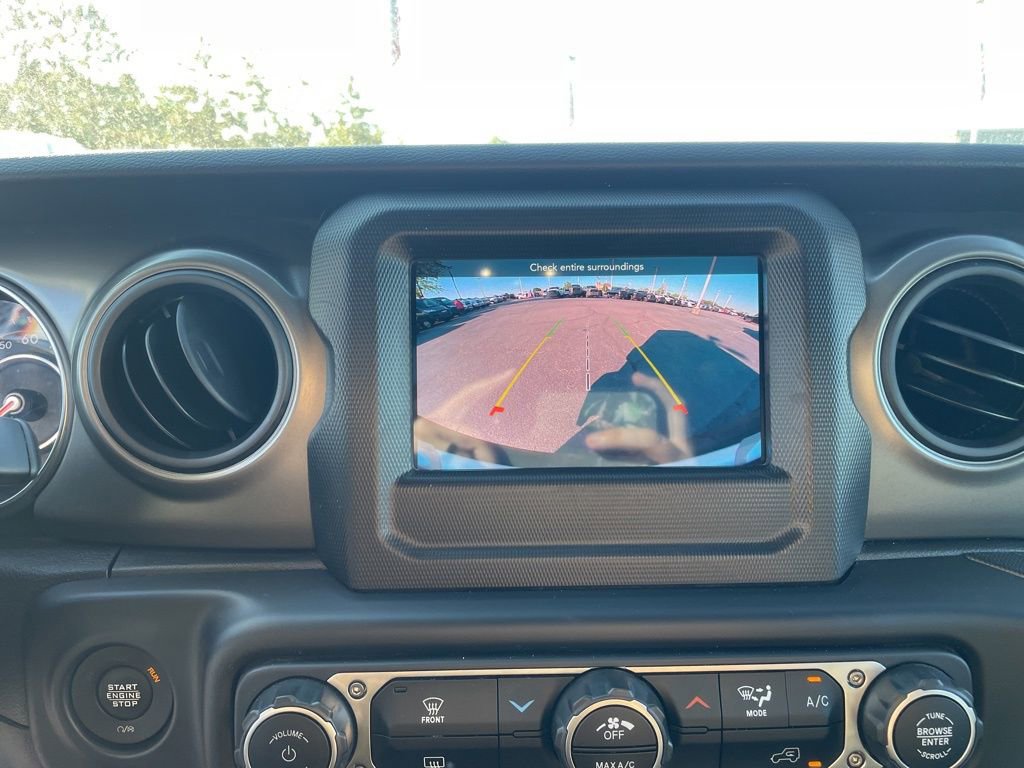 Used 2023 Jeep Wrangler Sport S image 28