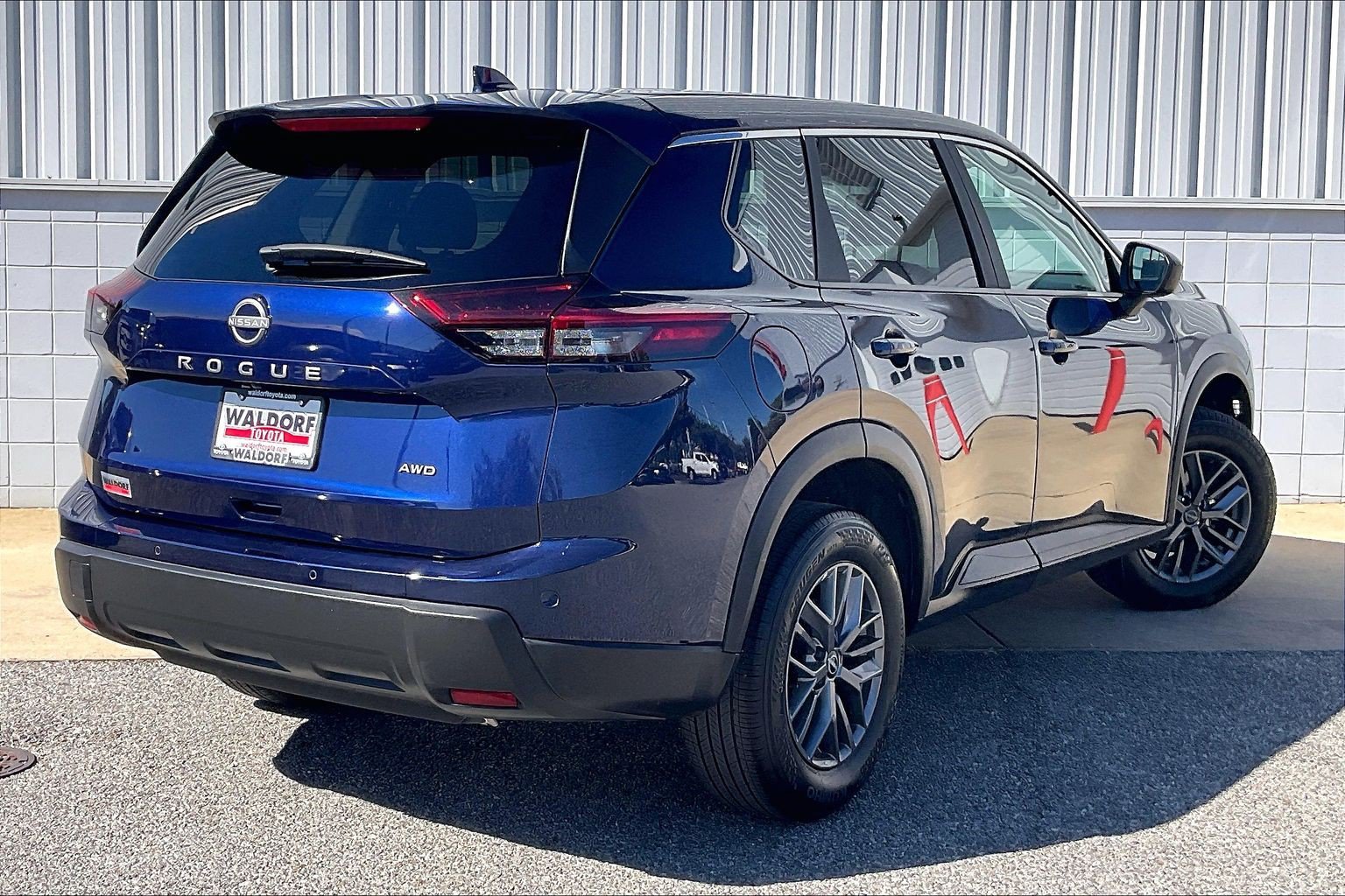 Used 2026 Nissan Rogue SV AWD/4WD image 17