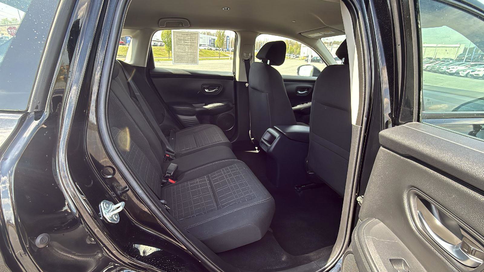 Used 2024 Honda HR-V LX image 18