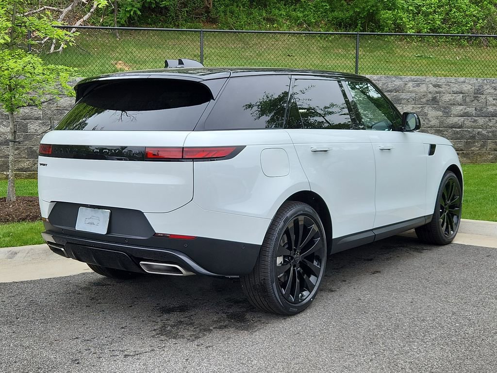 New 2026 Land Rover Range Rover Sport SE AWD/4WD image 2