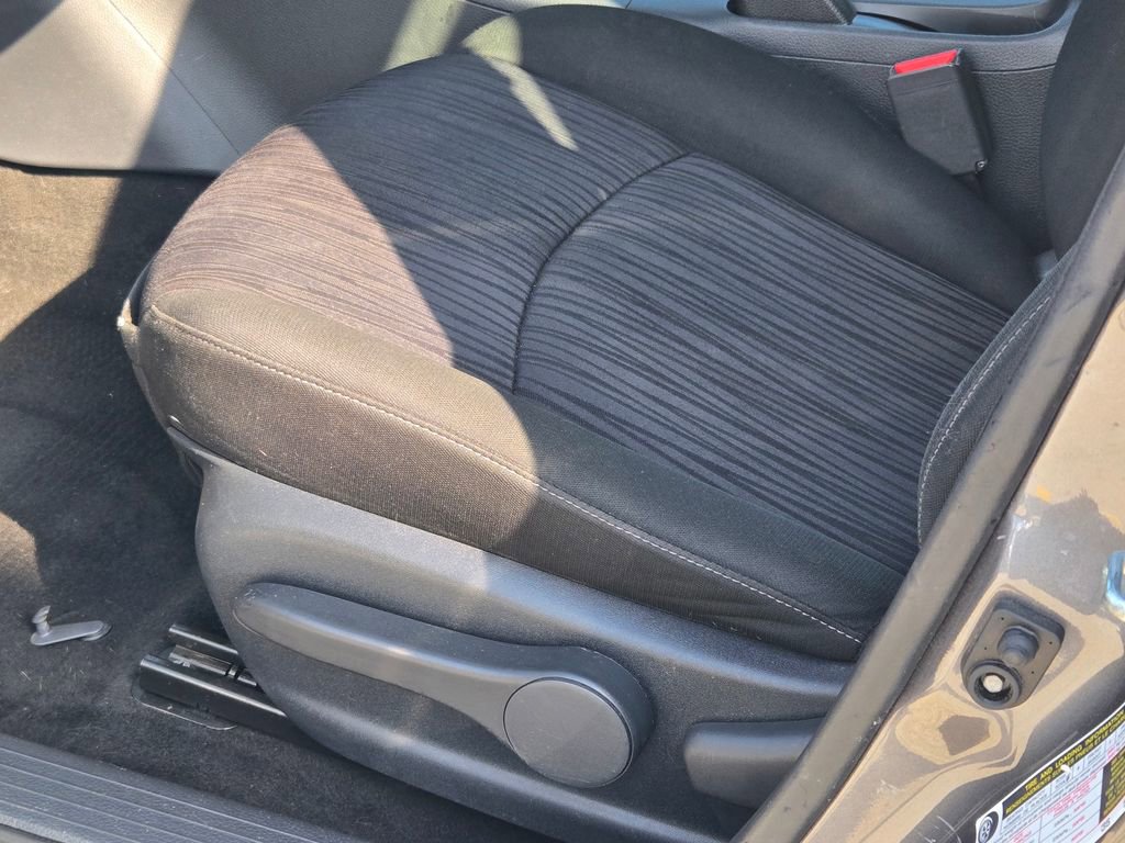 Used 2019 Nissan Sentra SV image 28