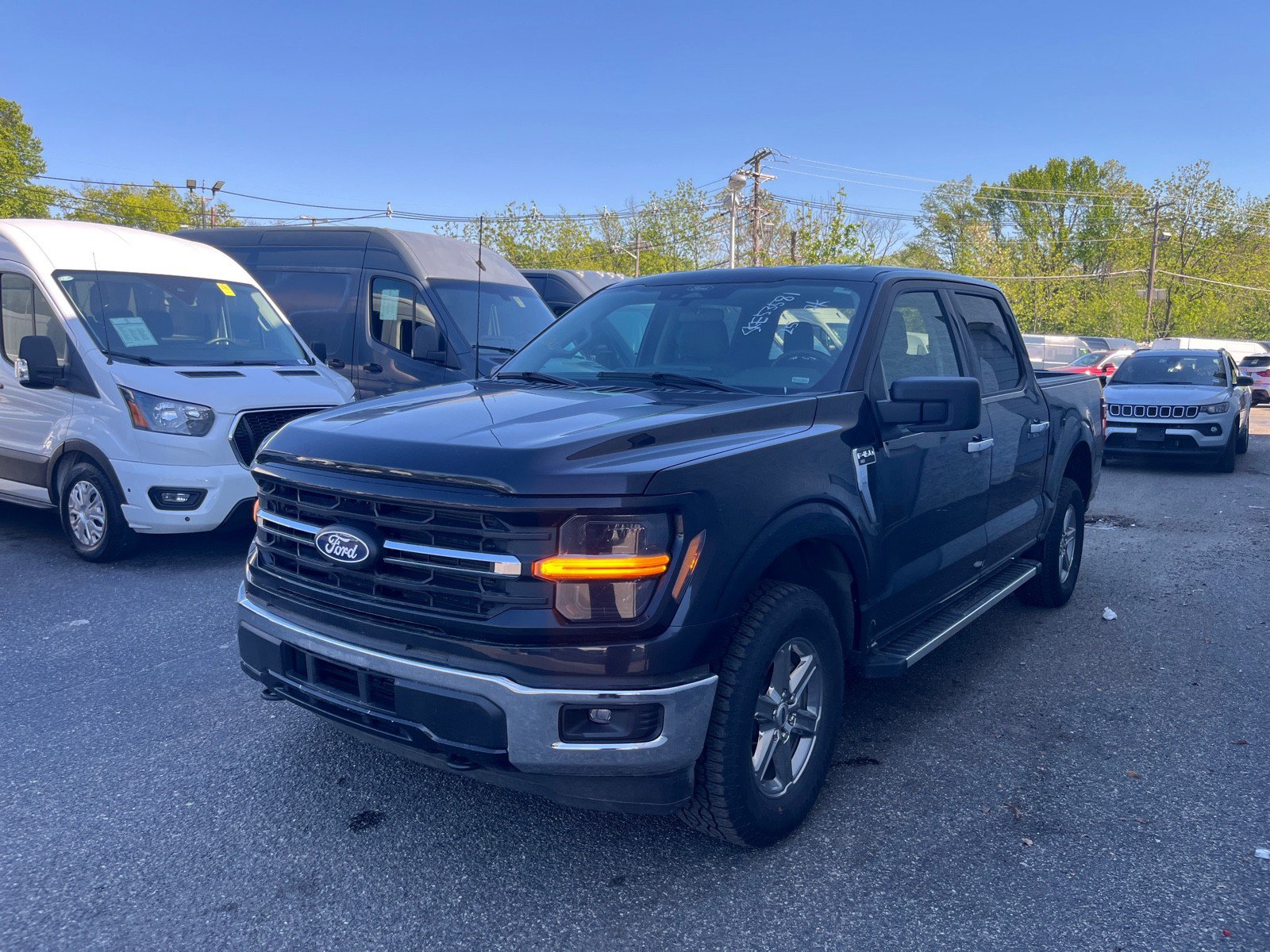 Used 2025 Ford F150 XLT w/ Equipment Group 301A Standard AWD/4WD image 4