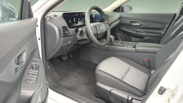 New 2027 Nissan Sentra SV w/ SV Convenience Package FWD image 11