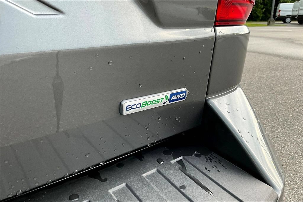 Certified 2025 Ford Maverick Lobo AWD/4WD image 26