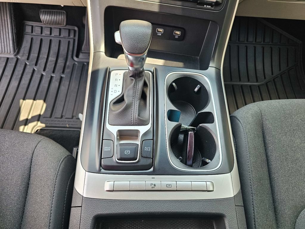 Certified 2023 Kia Carnival LX FWD image 27