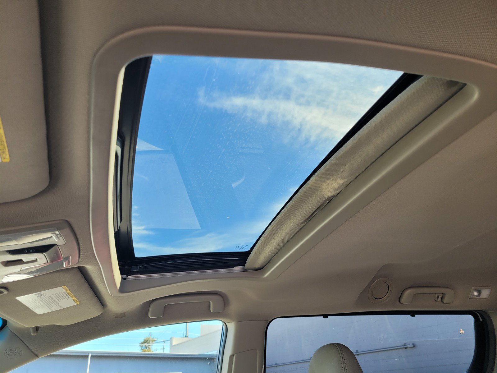 Used 2015 Toyota Sienna XLE w/ XLE Navigation Package FWD image 23