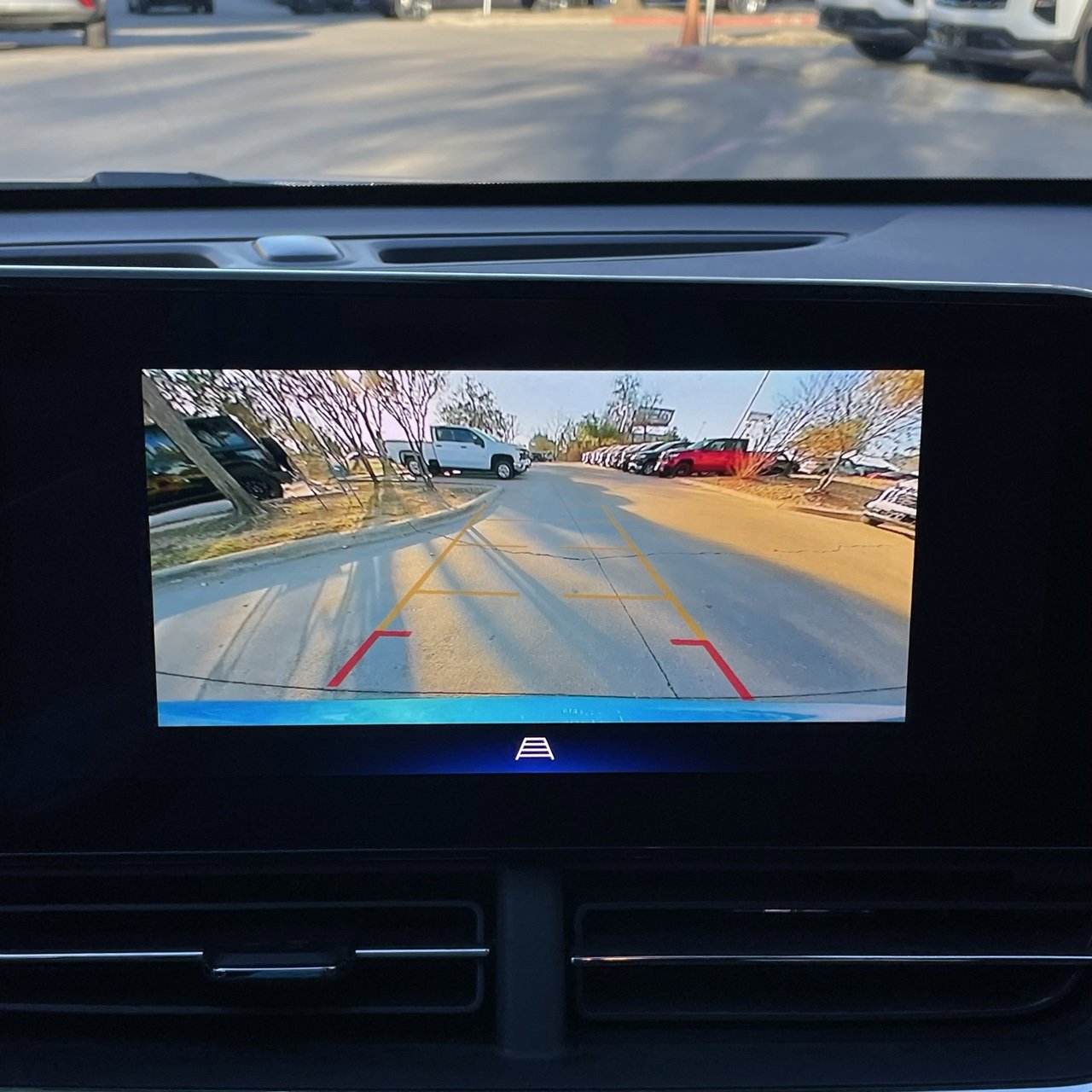 Used 2025 Chevrolet Trax LT image 19