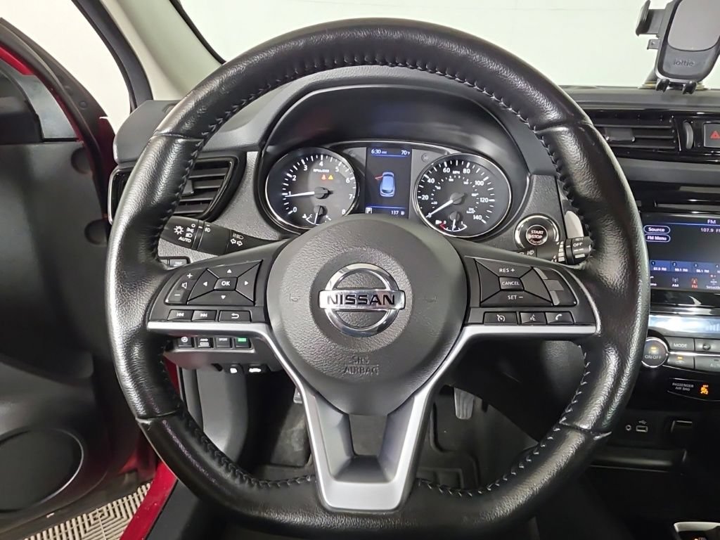 Used 2021 Nissan Rogue Sport SV AWD/4WD image 24